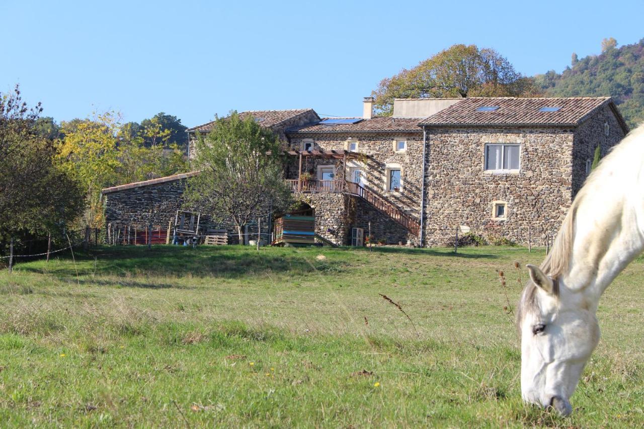 L'Attrape Reve Bed & Breakfast Saint-Vincent-de-Barres Екстериор снимка
