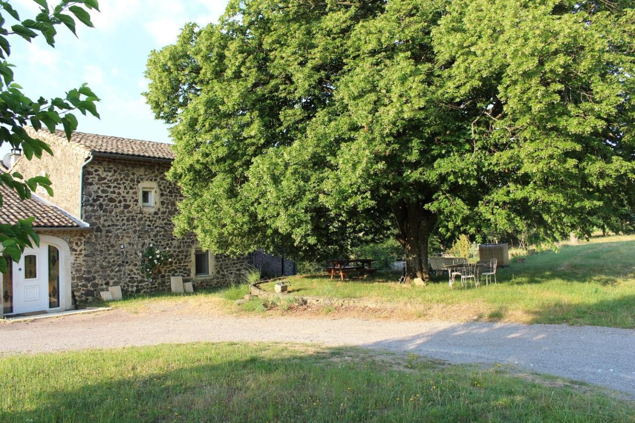 L'Attrape Reve Bed & Breakfast Saint-Vincent-de-Barres Екстериор снимка