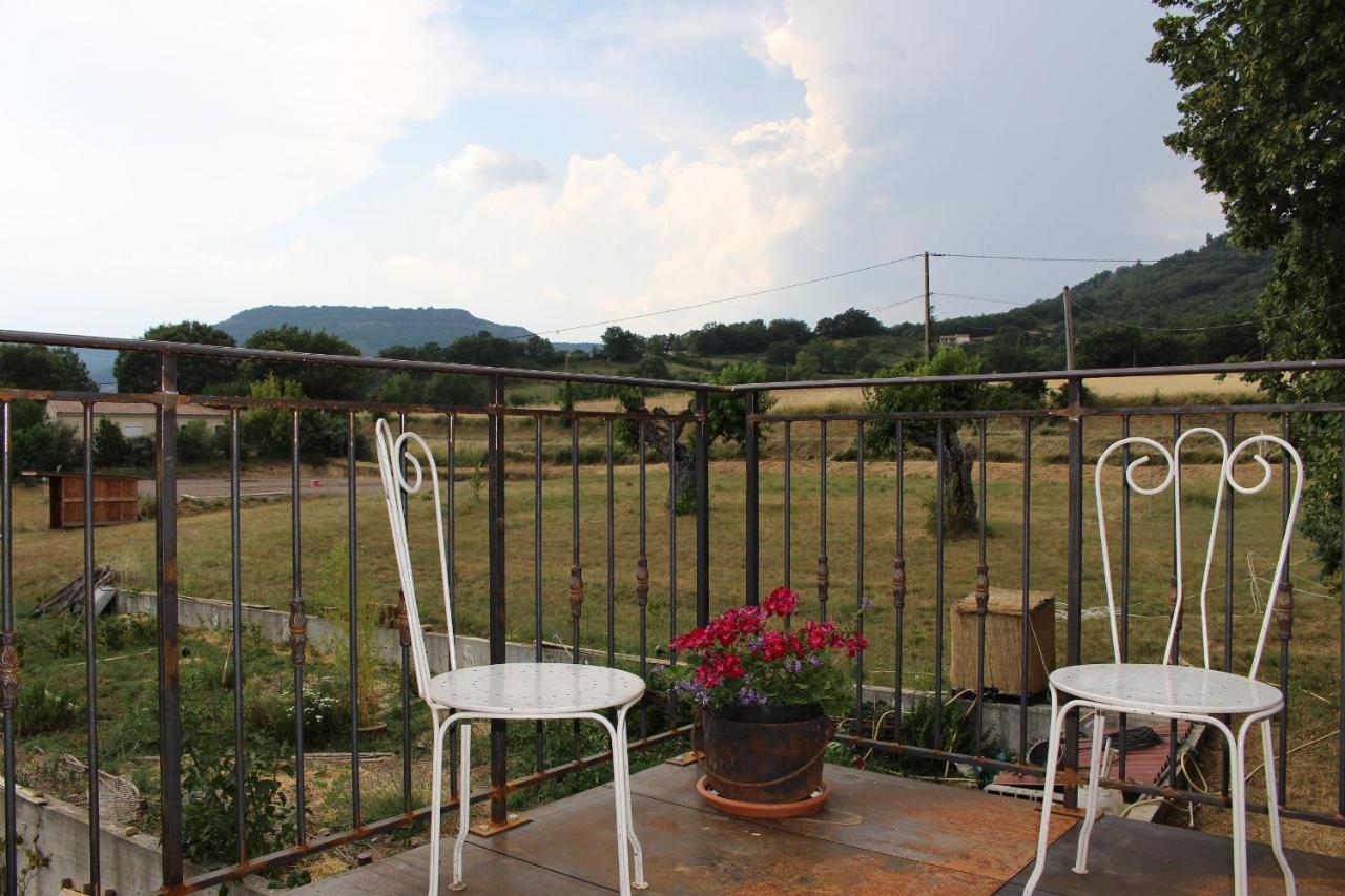 L'Attrape Reve Bed & Breakfast Saint-Vincent-de-Barres Екстериор снимка