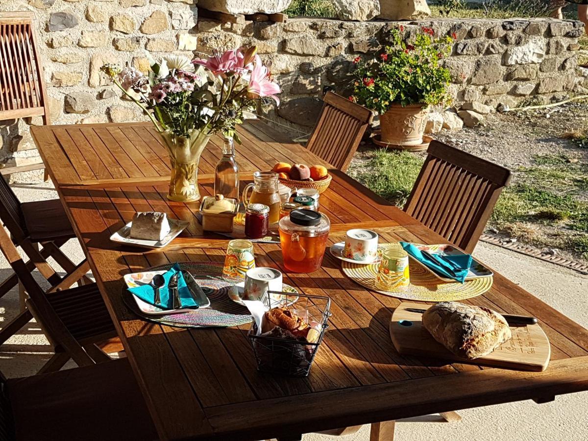 L'Attrape Reve Bed & Breakfast Saint-Vincent-de-Barres Екстериор снимка